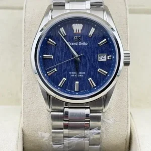 Chrome Hearts Watch – 7 Stylish Blue Dial Features for Men