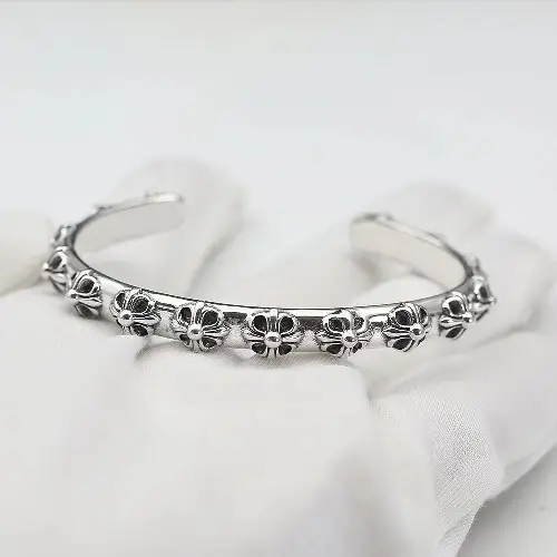 Men’s Silver Cross Cuff Bracelet Men’s Silver Cross Cuff Bracelet